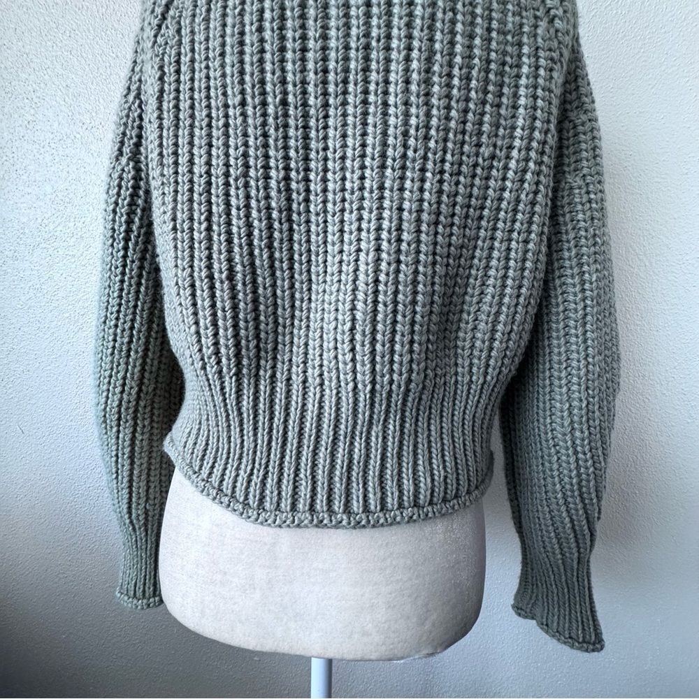 H&M Pullover Sweater Chunky Cropped Sage Green SZ S - Picture 8 of 12